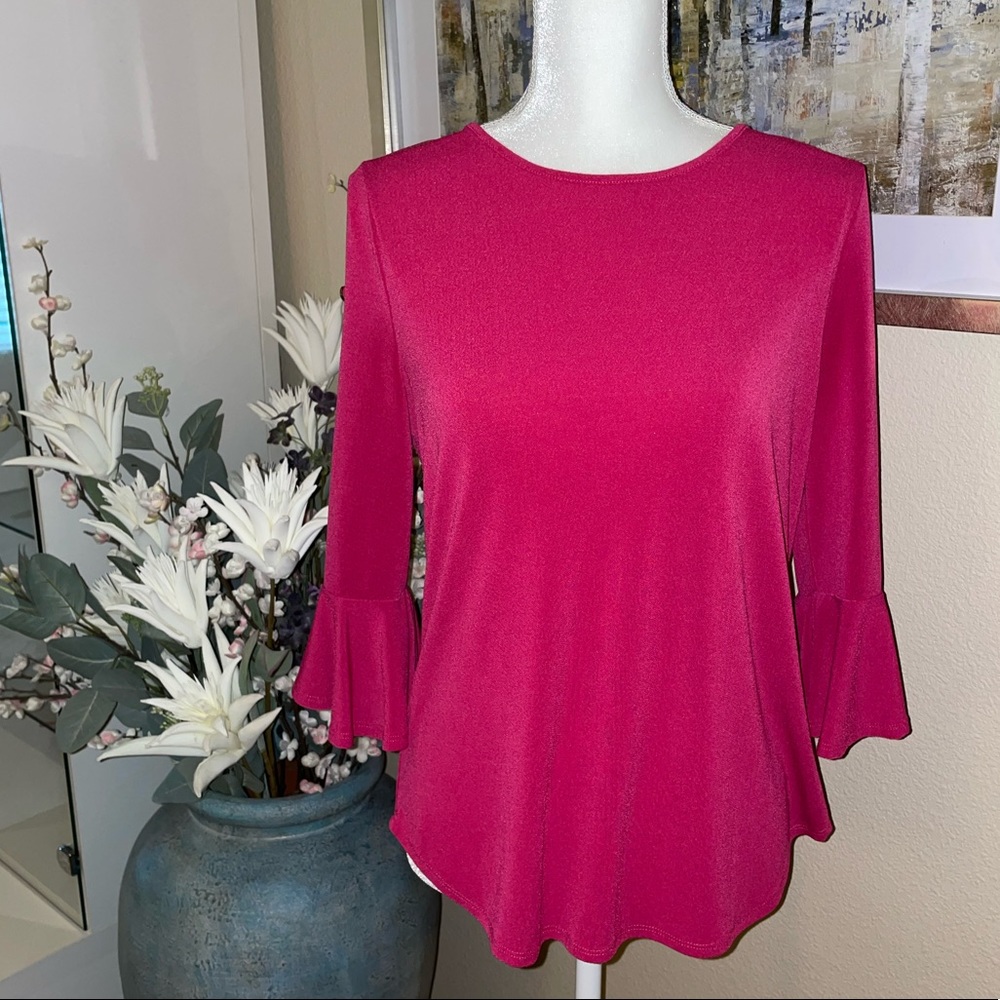 Green Envelope bright pink blouse